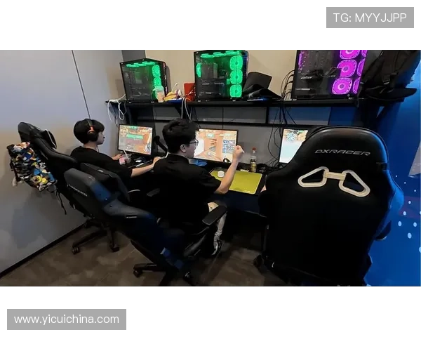 《全球电竞赛事激战正酣 新兴战队崭露头角引发行业震动》 《全球电竞赛事激战正酣 新兴战队崭露头角引发行业震动》