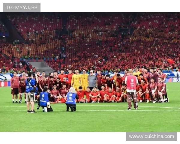 世界杯预选赛迎来重磅对决 中国队力拼日本队争夺小组头名 世界杯预选赛迎来重磅对决 中国队力拼日本队争夺小组头名