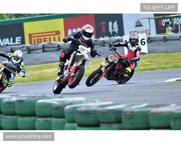 摩托车大奖赛最新动态：各车队赛季备战情况及新技术创新解析