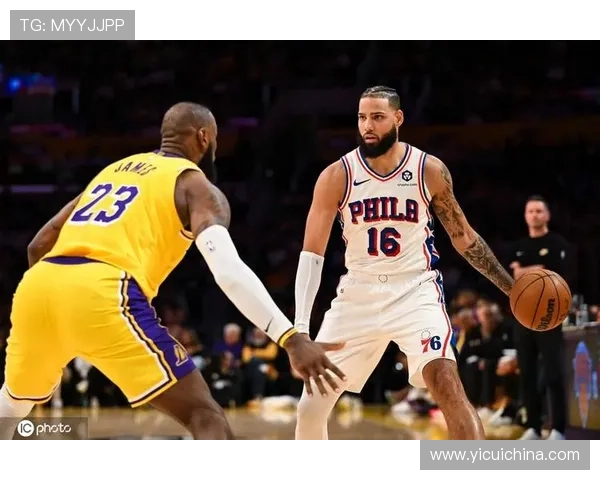 詹姆斯赛季首度三双助湖人逆转胜勇士,浓眉28分成关键人物